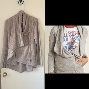 ModCloth Airport Greeting Cardigan Oatmeal